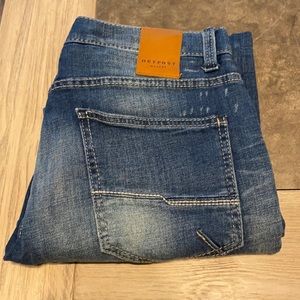Outpost jeans